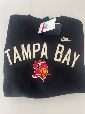 Nike Black Tampa Bay Crewneck Sweatshirt CROPPED NWT MUST SEE